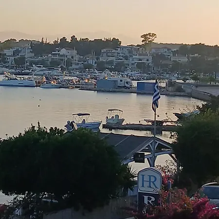 Caravi Beachfront Porto Cheli