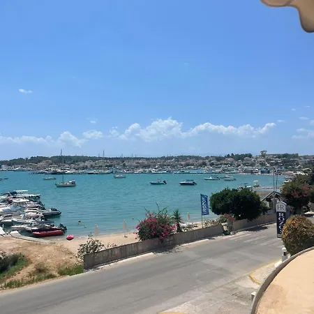 Caravi Beachfront * Porto Cheli